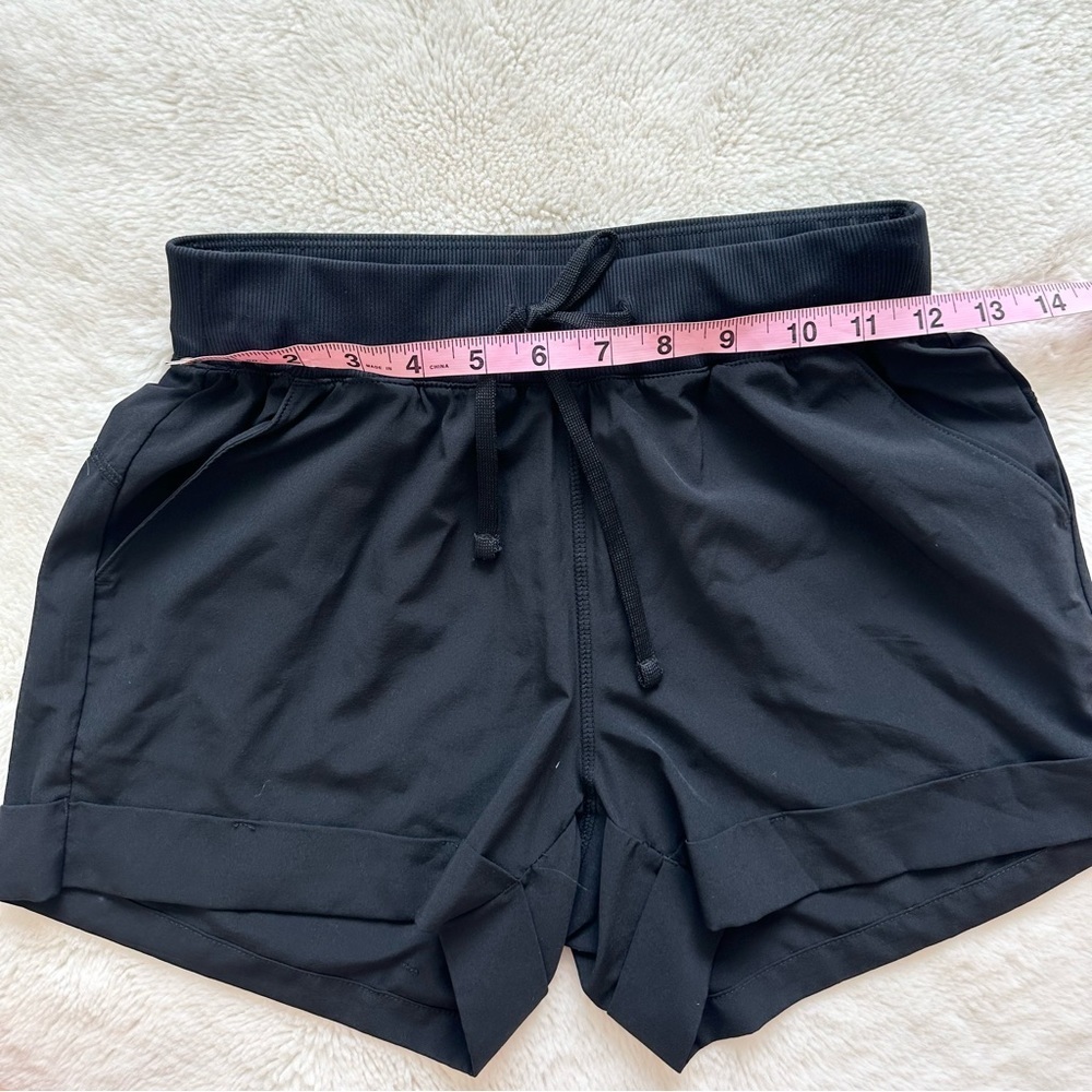 NEW!!! Zella women shorts size XS - Picture 6 of 7